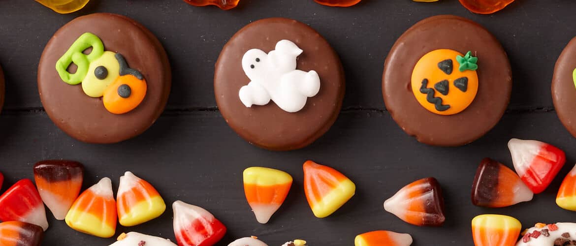 Fall and Halloween chocolate oreos and candy corn